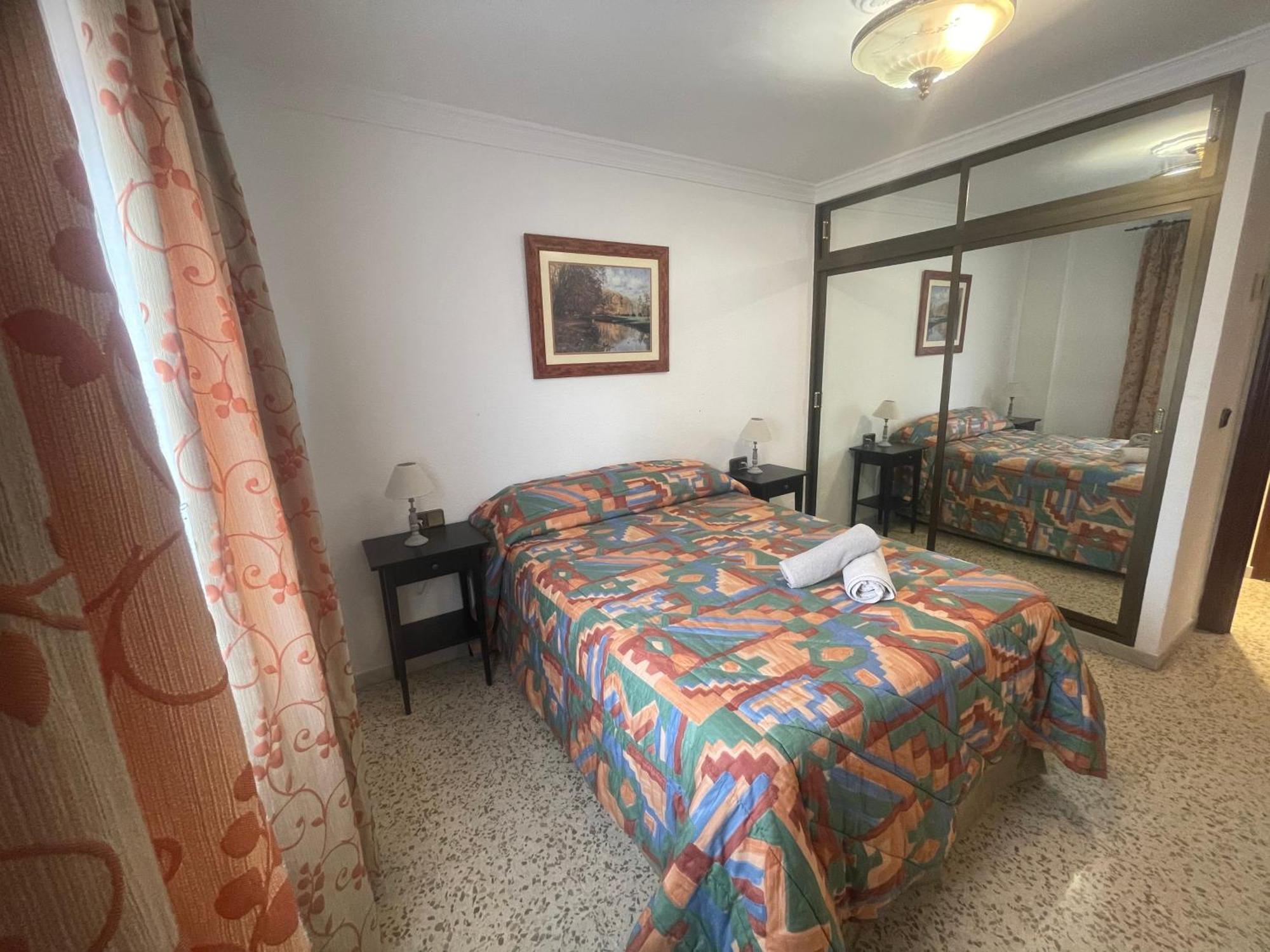 Gran Y Magnifico Apartamento En Málaga Exterior foto